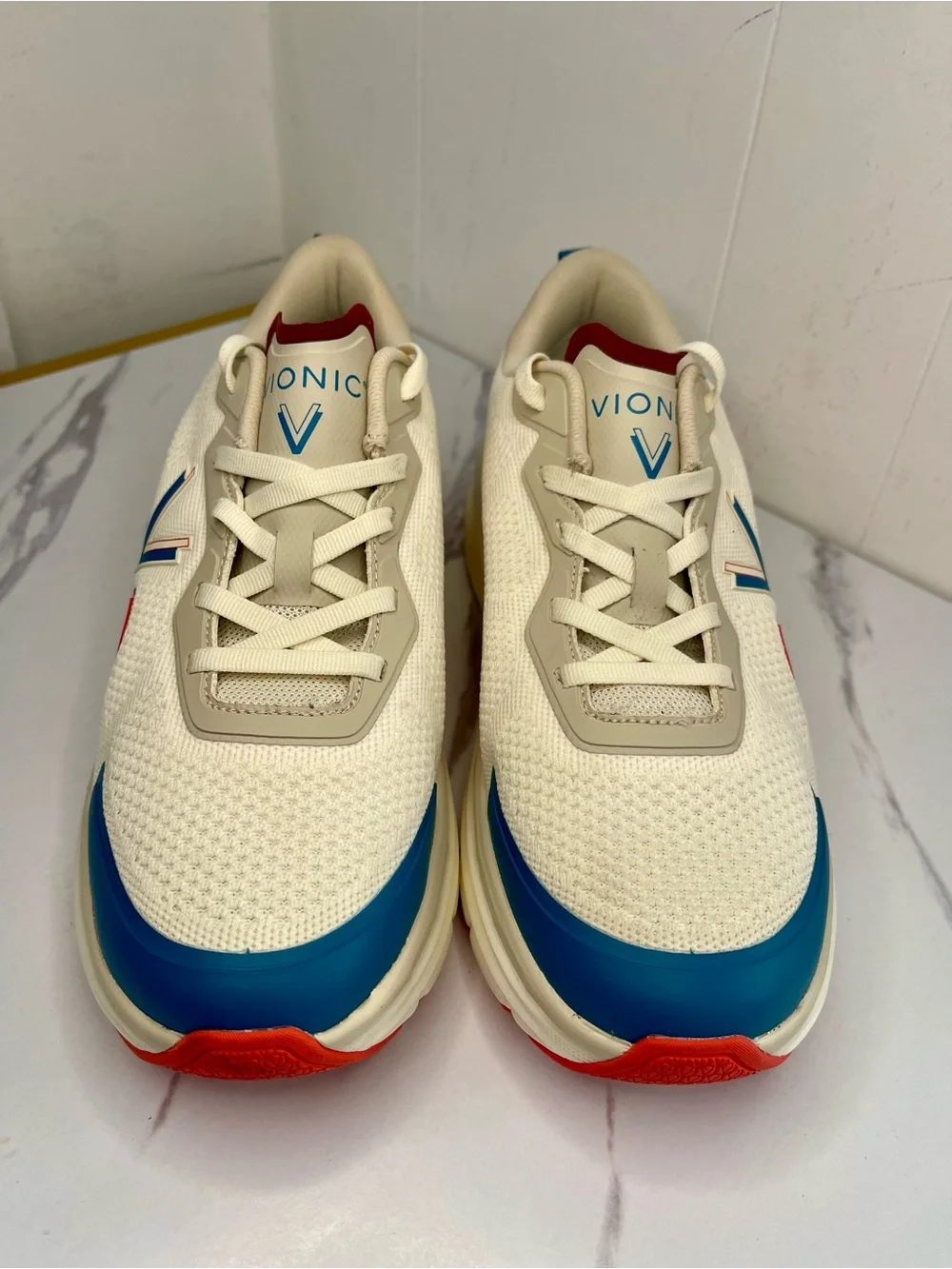 Vionic Walk Max Ivory Multi Lace Up Sneaker Shoe Women's US sizes 12M NWOB